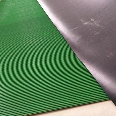 Green Anti Static Ribbed Flame Retardant Neoprene Rubber Sheet