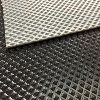 Black anti-abrasion embossed rubber mat natural insulating  rubber sheets